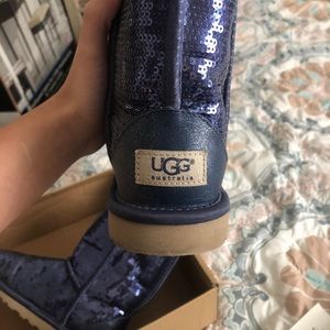 Uggs brand new only worn once In perfect shape